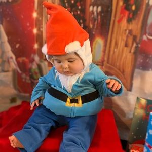 Baby holiday gnome/dwarf outfit